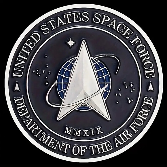 🇺🇸United States Space Force Department Of The Air Force Cased Collector Coin! - Picture 8 of 8